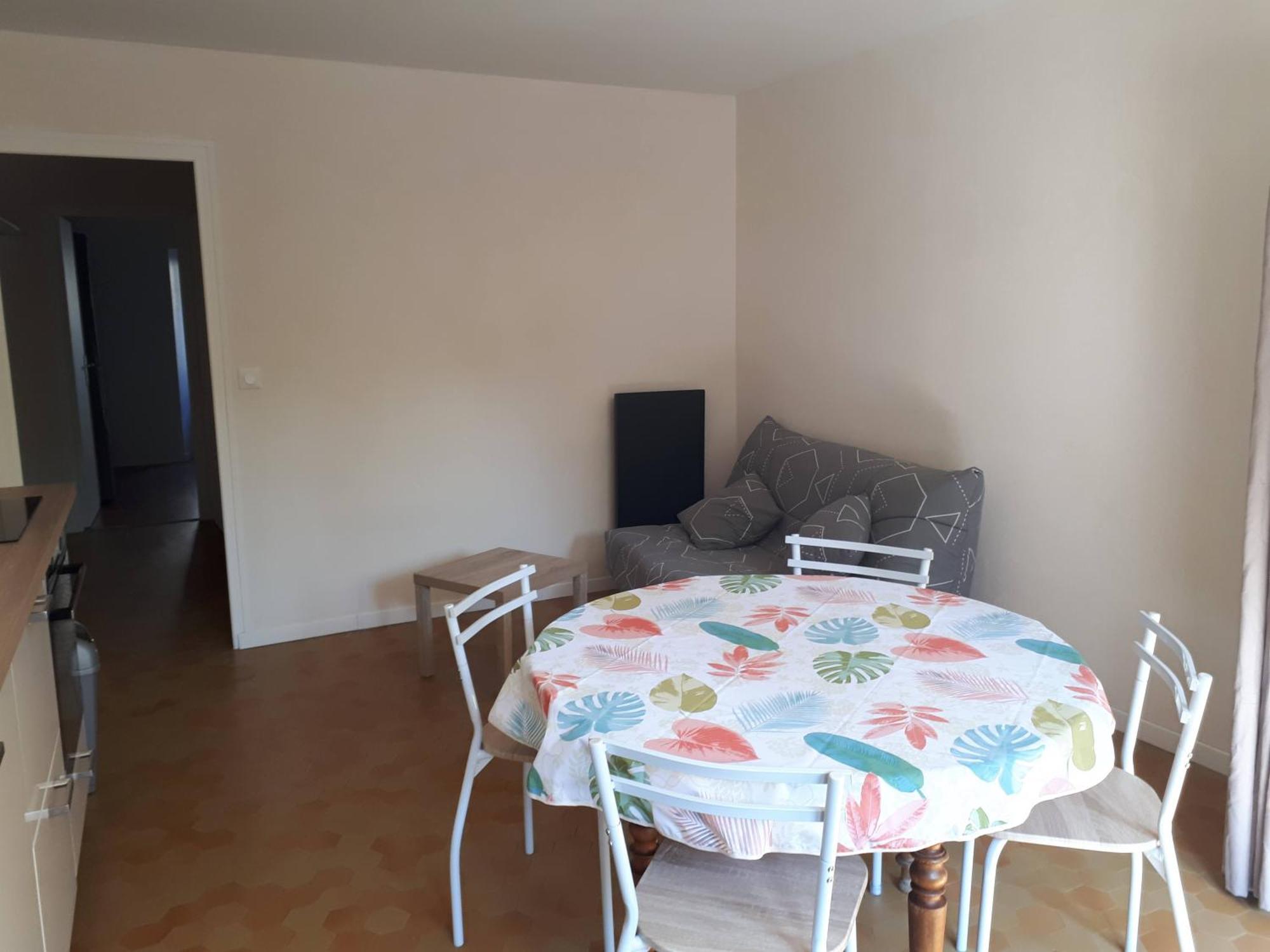 Le Pouvoir Des Fleurs,Jusqu'A 4 Personnes Crots Εξωτερικό φωτογραφία